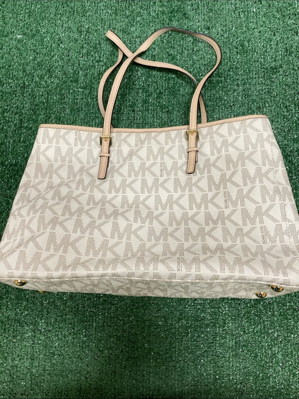 Michael Kors Cream Logo Tote with Gold Accent (OKPM-09-038)